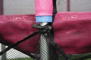 to be to the left or right side of the safety nets opening.