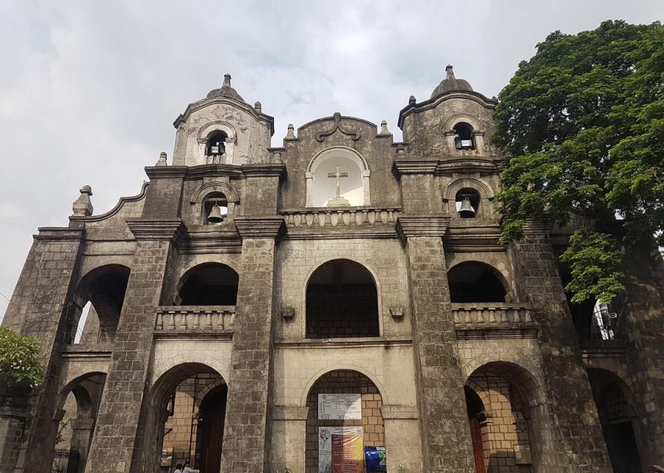 Unlike many of the Spanish-era churches, the Santuario de Santo Cristo was not originally intended to be parish where it would serve as the center of a new community.