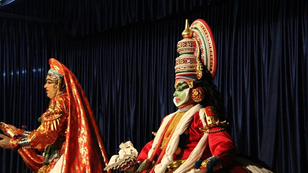 Itinerary Day 1: Cochin Arriving in Cochin where you will transferred to your hotel. This evening you will have an opportunity to enjoy a remarkable performance of Kerala's famous Kathakali dancing.