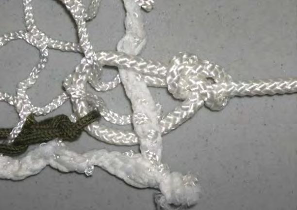 Note. Created by Director Cadets 3, 2009, Ottawa, ON: Department of National Defence. Figure 17 Attaching the Strands Through the Mesh Step 3 4.
