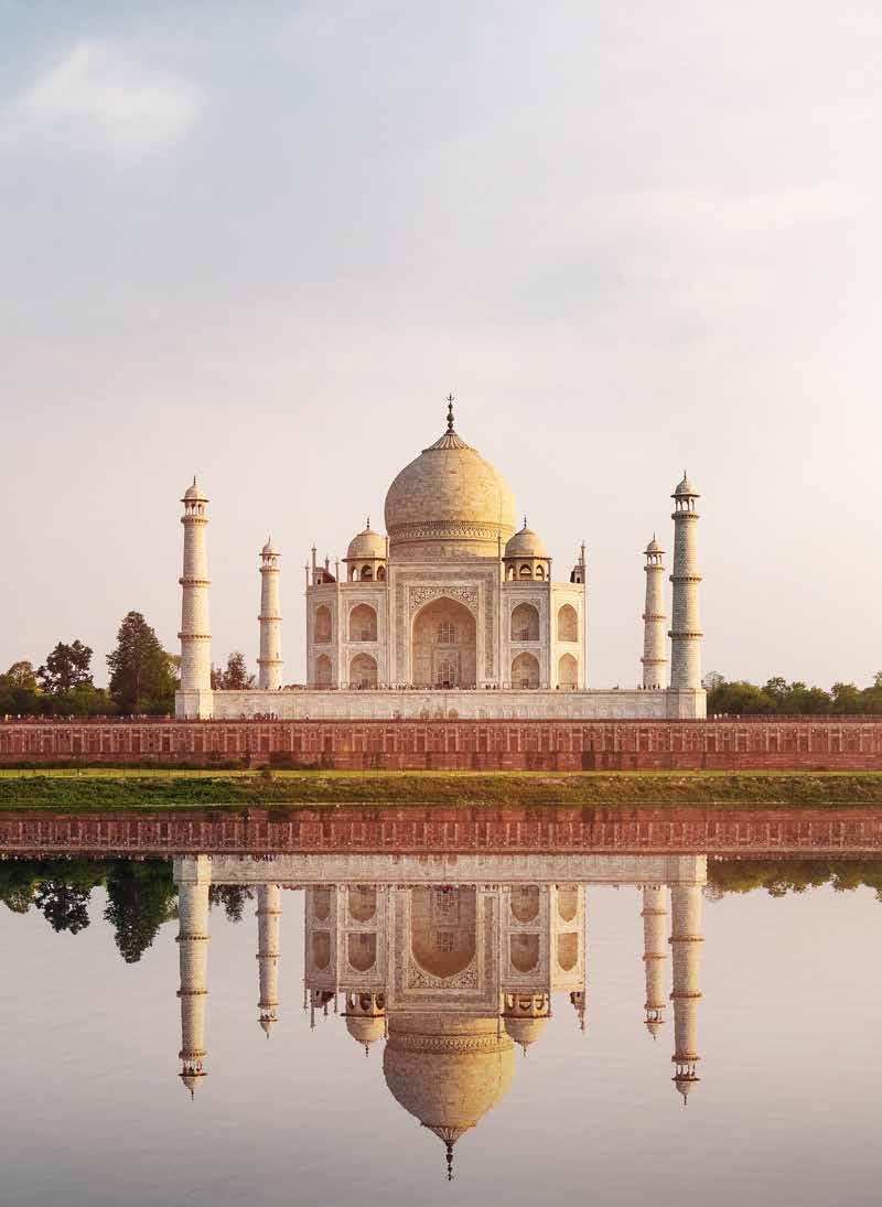 Taj Mahal We are delighted to have joined forces with Golden Eagle Luxury Trains in offering a selection of cabins aboard this fascinating private train journey from Mumbai to Kolkata.