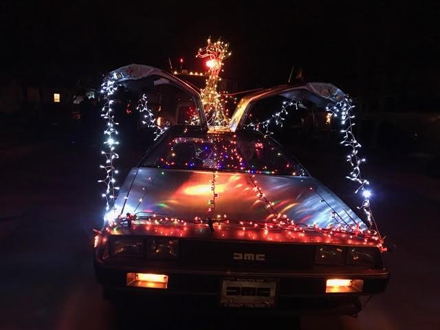Pictures by Shirley Rohr N ORTHERN LIGHTS PARADE Held December 10th in Historic Downtown