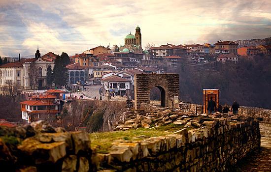 The Old Town of Veliko Tarnovo boasts some beautiful examples of 19th Century architecture and a cobbled street with some charming craft shops.