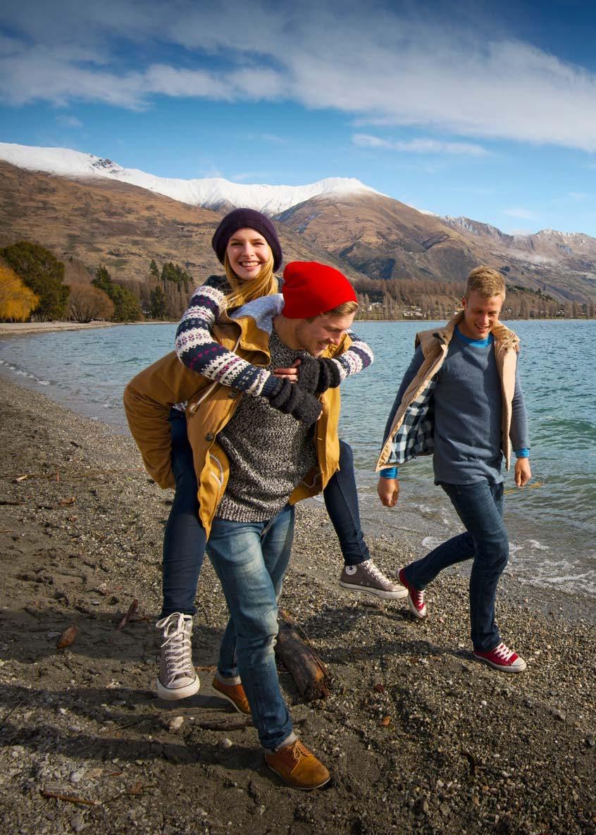 TranzAlpine Journey Day 5 Explore the lakefront and water activities on offer!