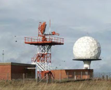 Q : What is a Primary Approach RADAR? A : A primary approach RADAR (Radio Detecting And Ranging) transmits, using a rotary antenna, high-frequency pulses (2.7 GHz 2.9 GHz) into the airspace.