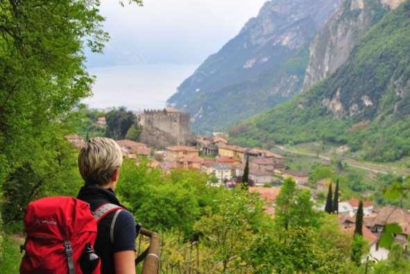Italy From Lake Garda to Venice Hiking Tour 2019 Individual Self-Guided 8 days/7 nights From the north shores of Lake Garda you walk along ancient pilgrim routes through the rock deserts of the Sarca