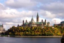 It is located in the Ottawa valley, on the banks of the Ottawa, Rideau and Gatineau Rivers, bordering Quebec.