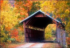 Besides multiple stops for Kodak moments of covered bridges and quaint villages, our visits today will include Woodstock, Quechee Gorge and Morse Sugar Farm.