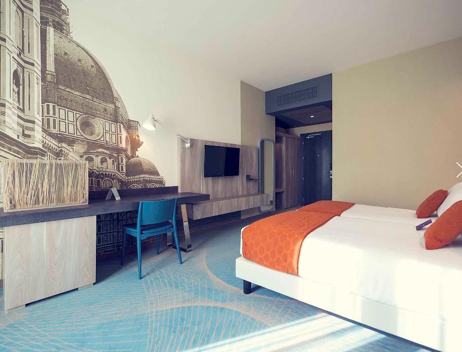 Hotel Mercure Firenze Centro **** 85 rooms distance to PAAM: 750km Come and visit the Renaissance!