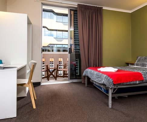 ADELAIDE CENTRAL YHA 2019 ROOMS AND FACILITIES MULTI-SHARE ROOMS Adelaide Central YHA has a large number of both 4 and 6 share rooms, with communal